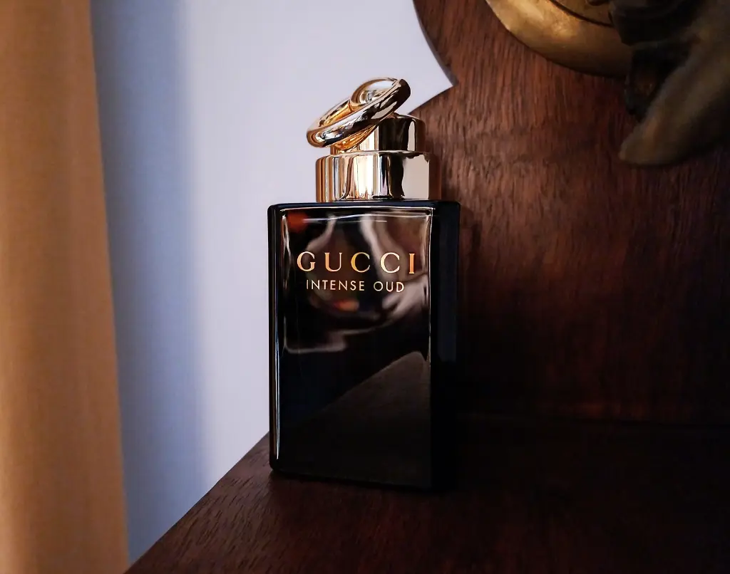 Gucci-Intense-Oud-EDP-3-.webp