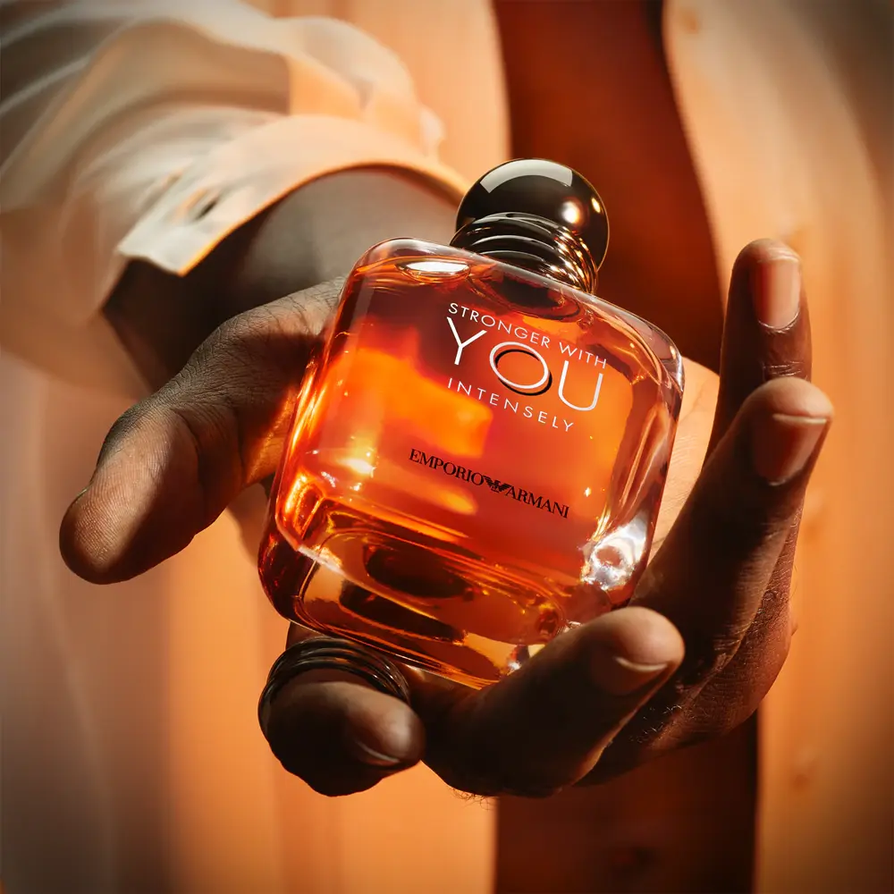 emporio-stronger-with-you-intensely___250923.webp